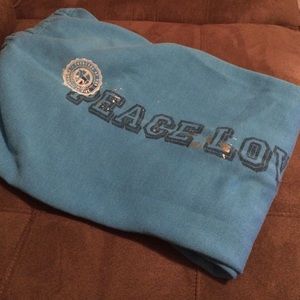 🌟 SALE. Victoria Secret Pink Sweat Pants capris