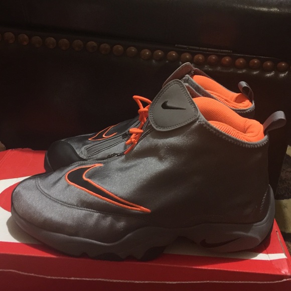 Nike air zoom flight glove