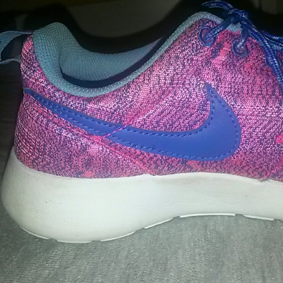 Pink & Blue Nike Roshe womans 5.5