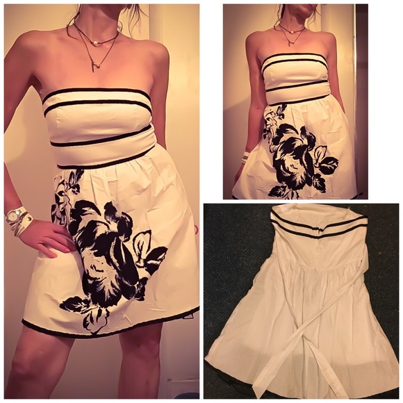 Charlotte Russe Dresses & Skirts - Charlotte Russe Belted Strapless , 5 White & Black