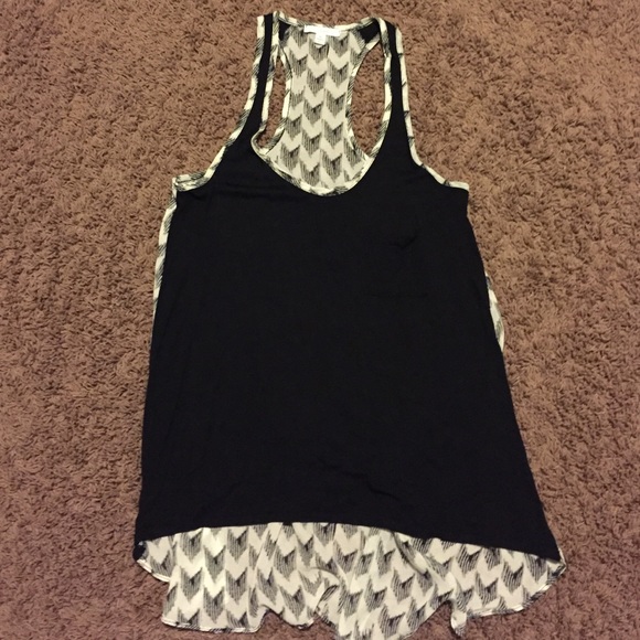 Soprano hi-low tank top