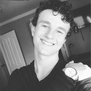 Meet your Posher, Zachary
