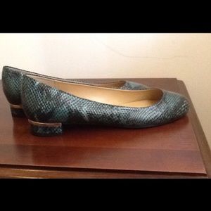 Perfect Work/Party ~ Talbots flat ~ SZ9