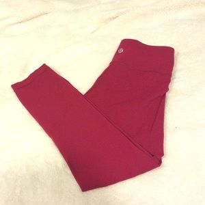Lululemon WunderUnder crops