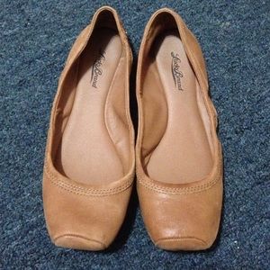 NWOT Lucky Brand Leather Flats