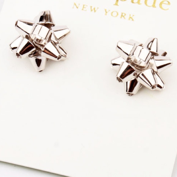Silver Bourgeois Bow Earrings 🎁