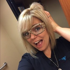 Meet your Posher, Leanne