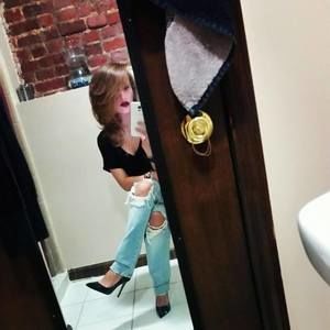 Meet your Posher, Krystal