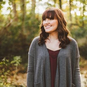 Meet your Posher, Becca