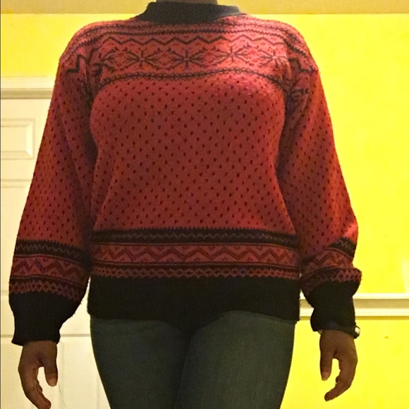 Christmas Sweater - Picture 2 of 3