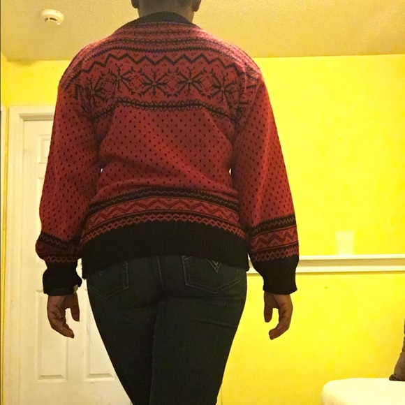 Christmas Sweater - Picture 3 of 3