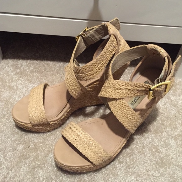 Steve Madden Tan Wedge Heel Haywire