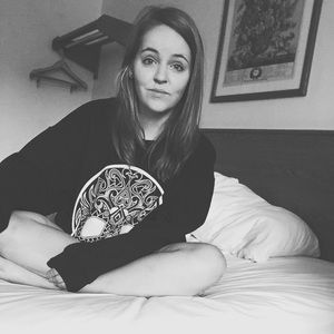 Meet your Posher, Holly