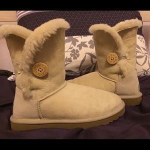 Short Bailey Button UGG Australia