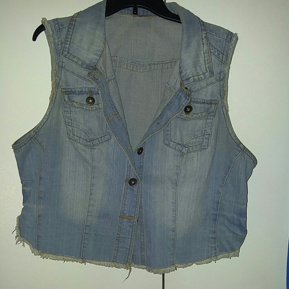 Cropped Jean Vest