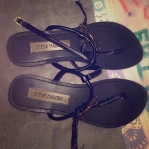 Sandals! Steve Madden. size 6