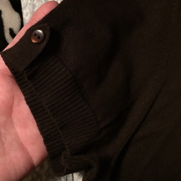 Short sleeve sweater w/tie Very classy and sexy! - Picture 3 of 4