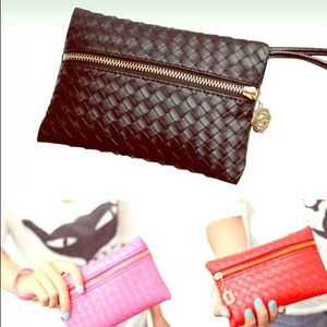 Wristlet /clutch