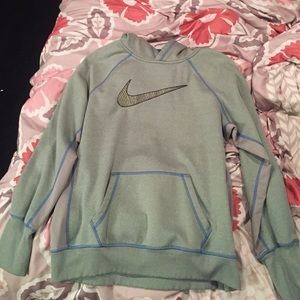 Nike Logo Therma-Fit hoodie