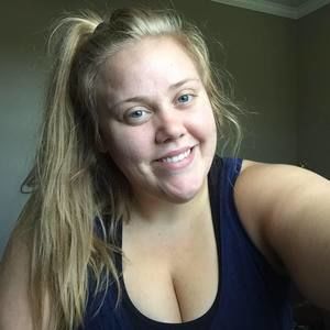 Meet your Posher, Alexis