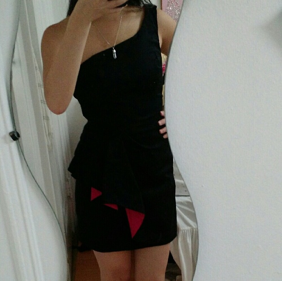 French connection black dress with pink underlay - Picture 2 of 4