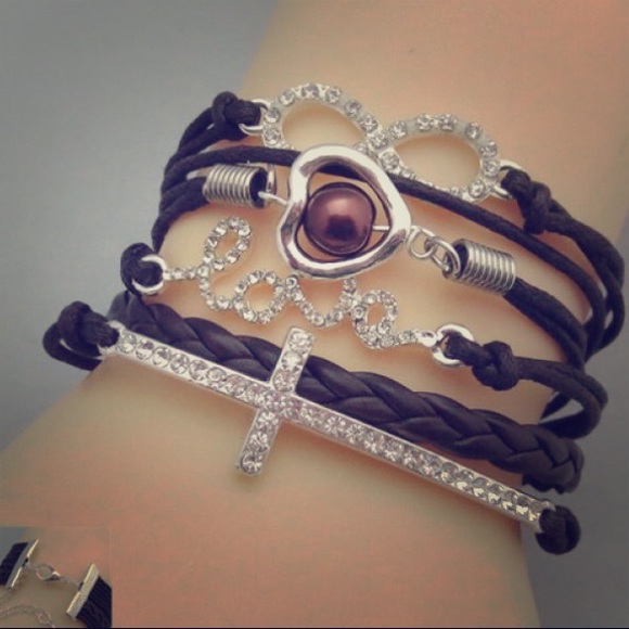FREE W/ JEWELRY PURCHASE