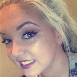 Meet your Posher, Breanne