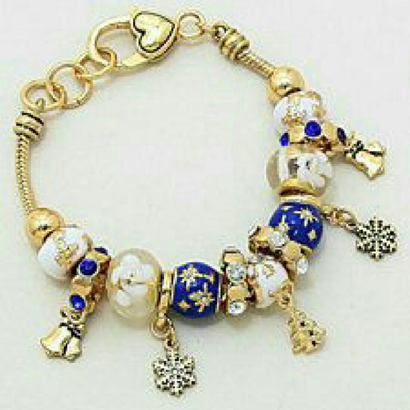 Holiday snowflake european charm bracelet NWT - Picture 2 of 2