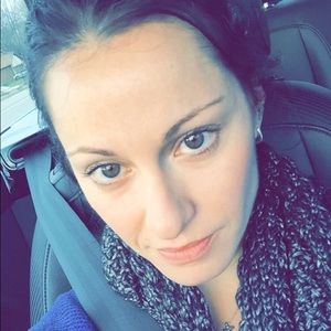 Meet your Posher, Leeah