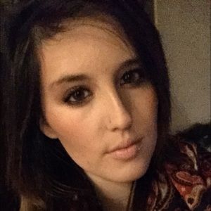 Meet your Posher, Savannah