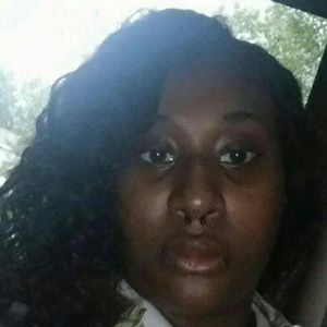 Meet your Posher, Ta'keia