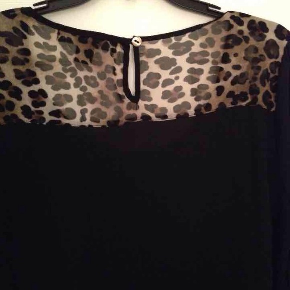 Cheetah trimmed blouse - Picture 4 of 4