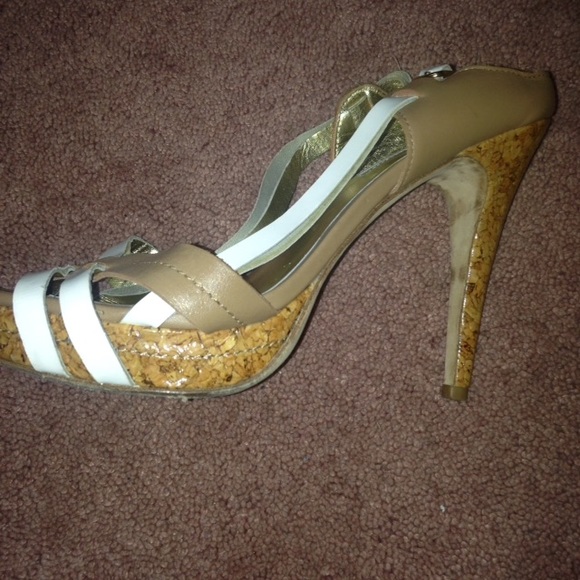 Charles David cork bottom platform sandal - Picture 4 of 4