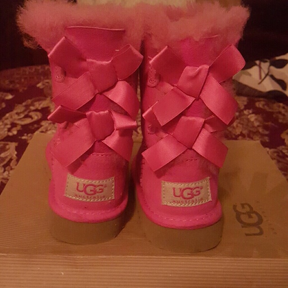 PINK TODDLER'S UGG BOOTS
