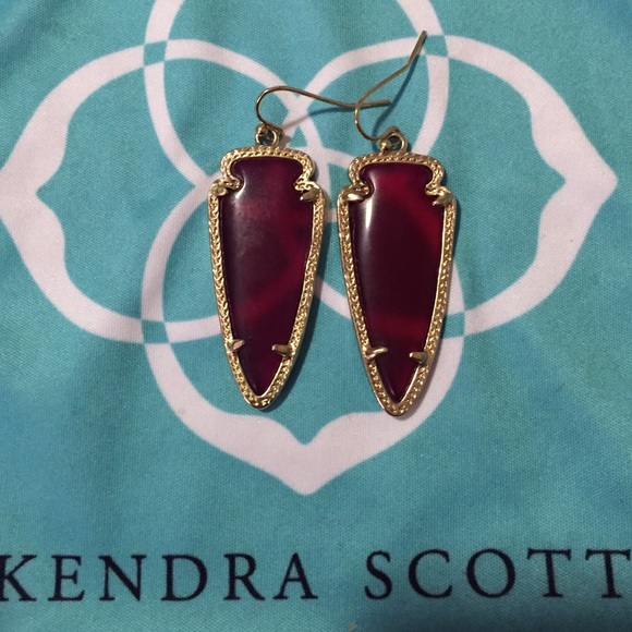 Kendra Scott Earrings in Maroon Jade