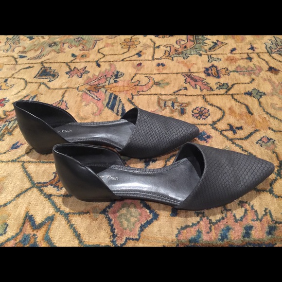 Calvin Klein Black Leather Textured Flats