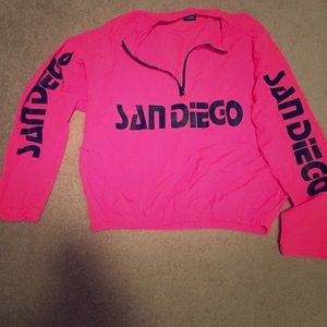 Light weight pull over