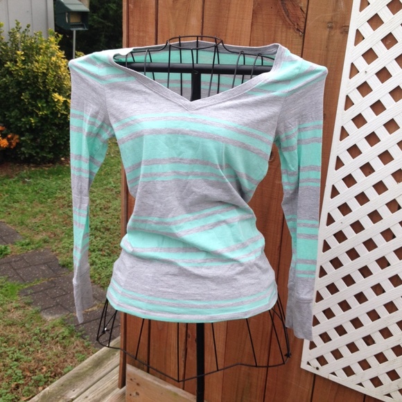 Mossimo shirt