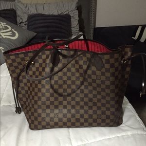 Gently used neverfull Gm bag