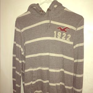 Hollister pullover hoodie