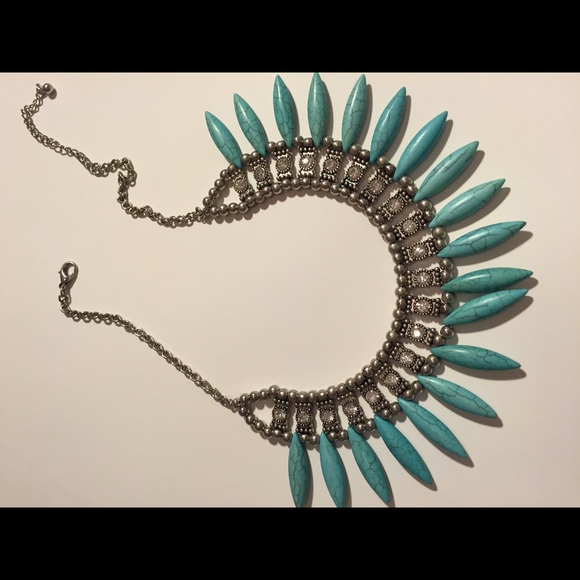 H&M Diamond and Turquoise statement necklace - Picture 2 of 3