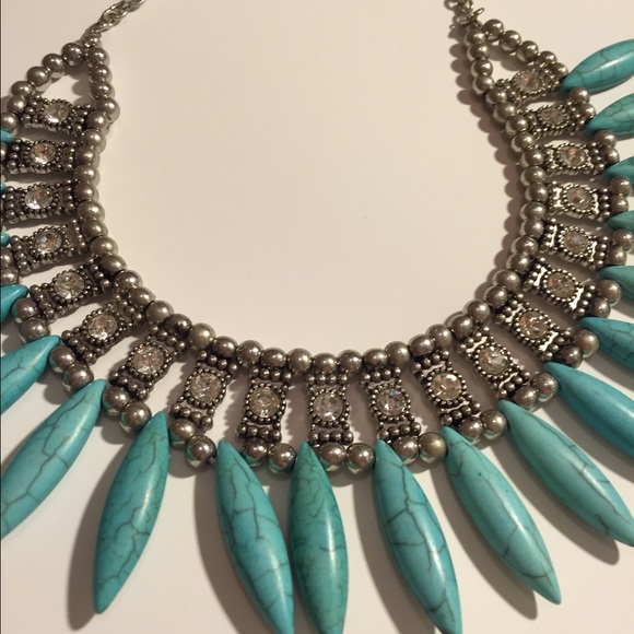 H&M Diamond and Turquoise statement necklace - Picture 3 of 3