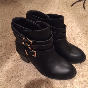 Black Short Boots