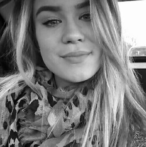 Meet your Posher, Daria