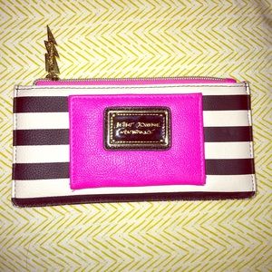 Betsey Johnson wallet