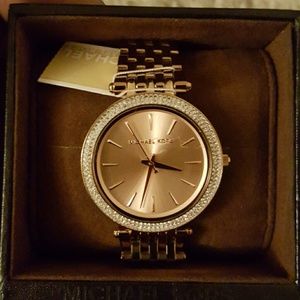 Michael kors darci watch.