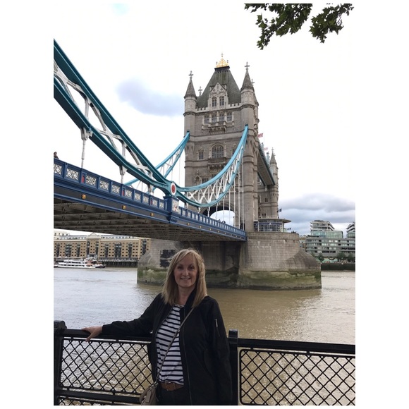 🌿Meet your seller🌿 - Picture 4 of 16