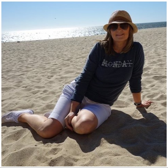 🌿Meet your seller🌿 - Picture 8 of 16