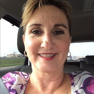 Meet your Posher, Rebecca