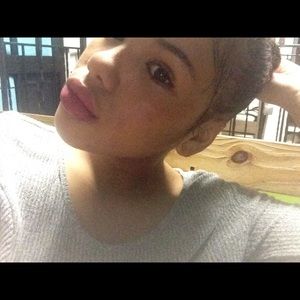 Meet your Posher, Abrielle